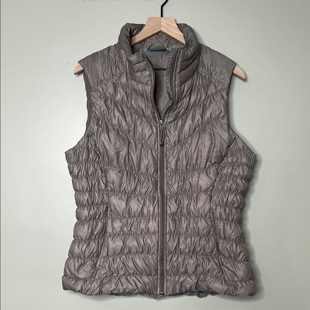 Athleta Taupe Quilted Vest